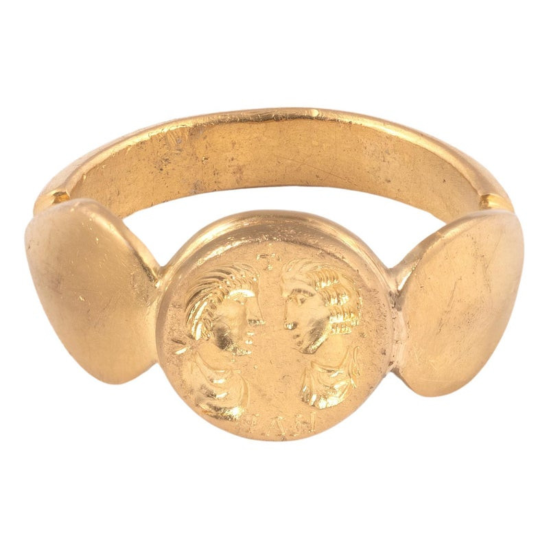 Early Byzantine Gold Ring Engraved With Married Couple