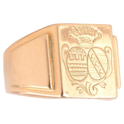 Antique 18kt Rose Gold Signet Family Crest Ring