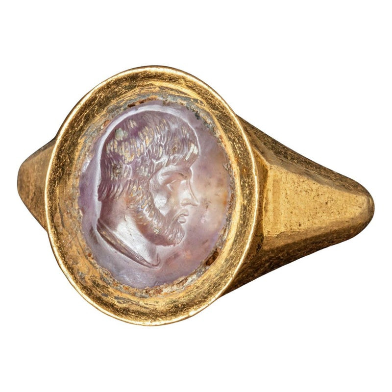 Ancient Roman Gold Ring with Amethyst Intaglio depicting a Bearded Man, 3rd century AD