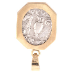 Gold Pendant Featuring A Roman Silver Denarius Of Emperor Vespasian 69AD - 79AD