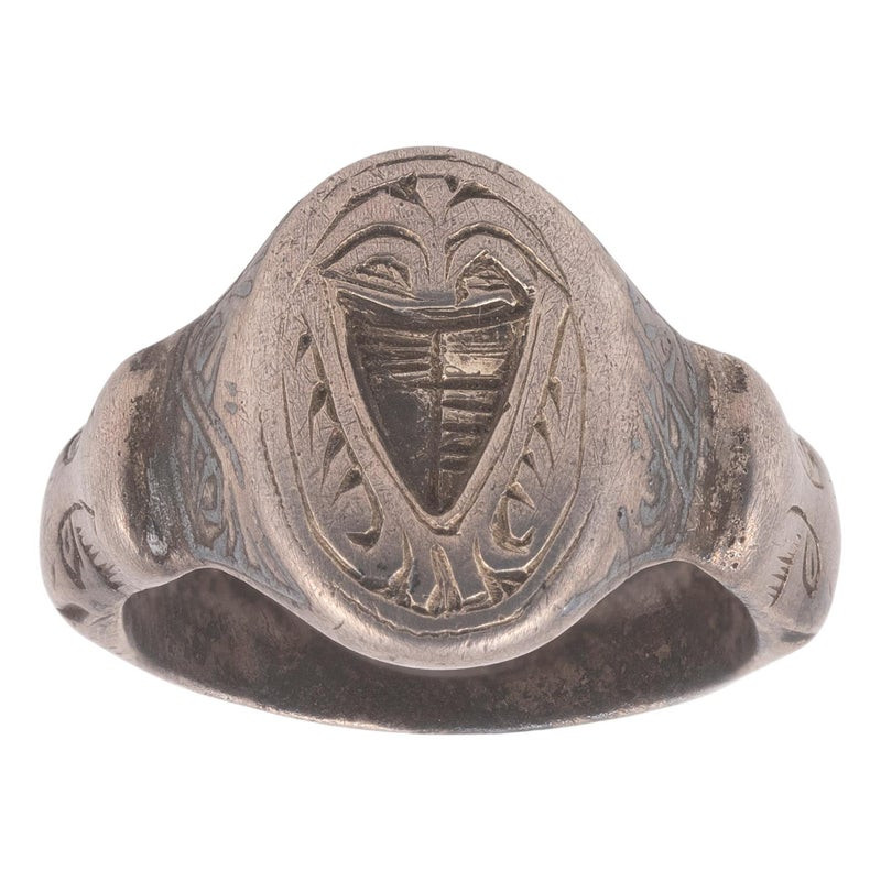 Silver Merchant's Inlaid Niello Ring Seal With Coat Of Arms Circa XV Sec.