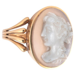 18kt Yellow Gold Agate Lady Profile Cameo Men's Ring Late 19th Century