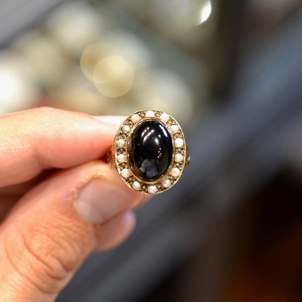 Late 18th Century Cabochon Garnet And Pearl Poison Ring #bernardo